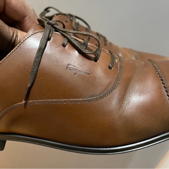 Salvatore Ferragamo Brown lace-up shoes Sz 8.5 D main image 11